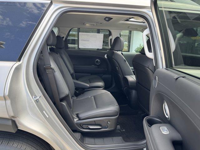 Photo of 2026 Silver Metallic Hyundai PALISADE