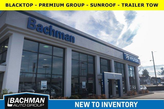 Photo of 2022 DB Black Clearcoat Dodge Durango