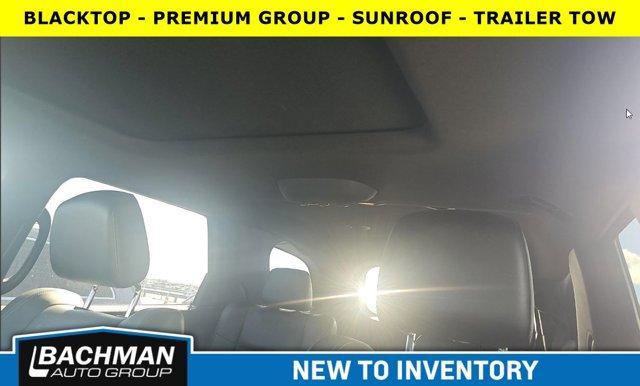 Photo of 2022 DB Black Clearcoat Dodge Durango