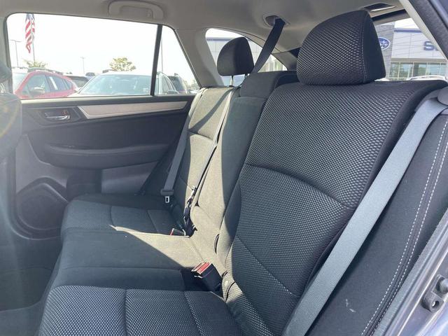 Photo of 2016 Carbide Gray Metallic Subaru Outback