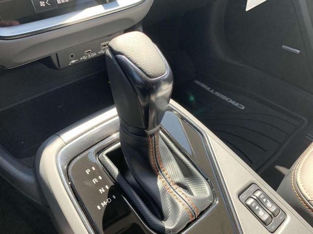 Photo of 2025 Crystal White Pearl Subaru Crosstrek