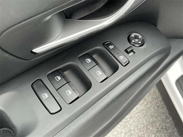 Photo of 2024 White Pearl Hyundai TUCSON Hybrid