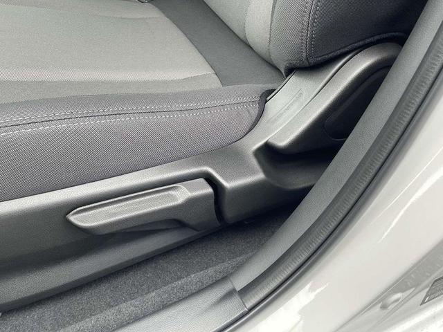 Photo of 2025 Crystal White Pearl Subaru Crosstrek