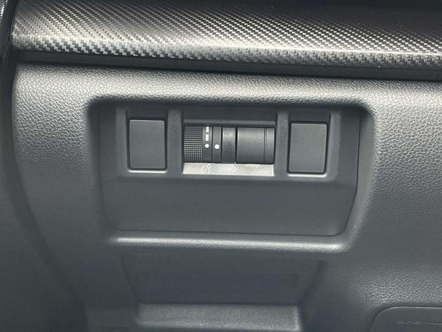 Photo of 2025 Crystal White Pearl Subaru Crosstrek
