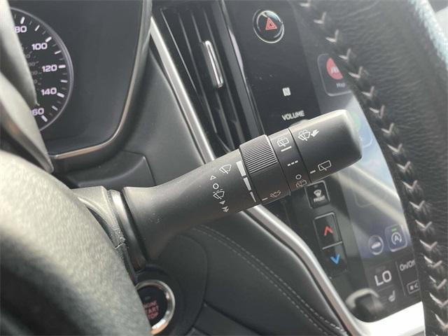 Photo of 2022 Ice Silver Metallic Subaru Outback
