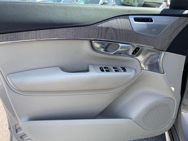 Photo of 2023 Silver Volvo XC90