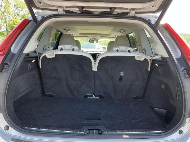 Photo of 2023 Silver Volvo XC90