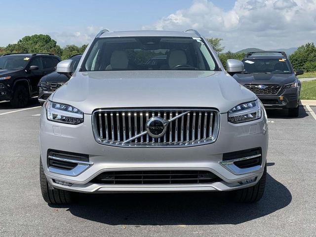 Photo of 2023 Silver Volvo XC90