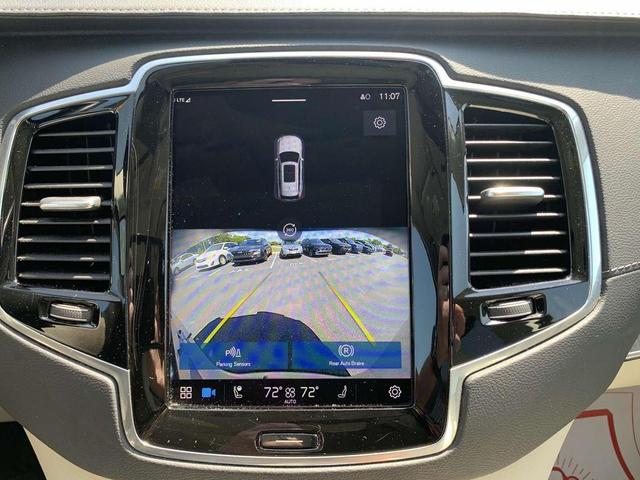 Photo of 2023 Silver Volvo XC90