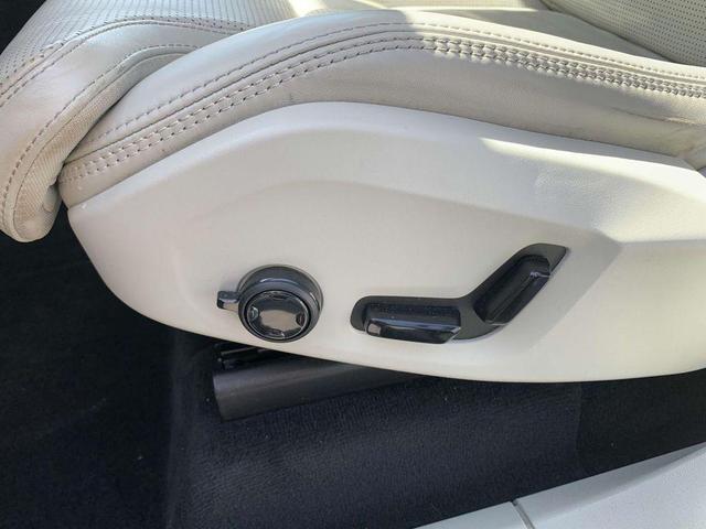 Photo of 2023 Silver Volvo XC90