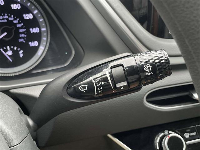 Photo of 2020 Phantom Black Hyundai SONATA