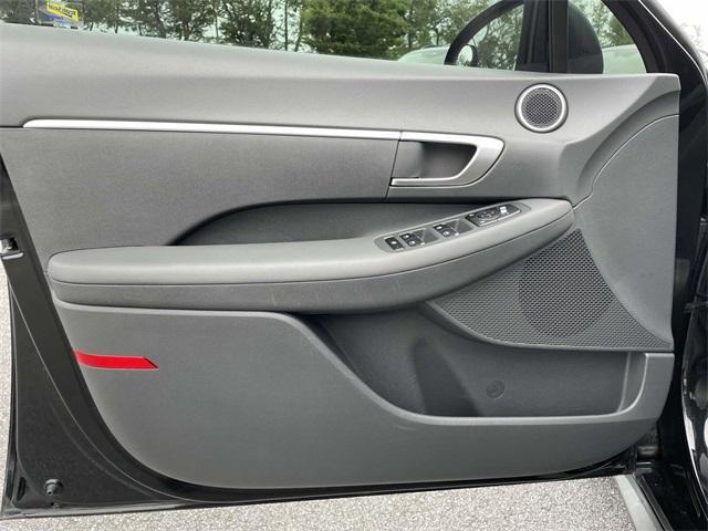 Photo of 2020 Phantom Black Hyundai SONATA