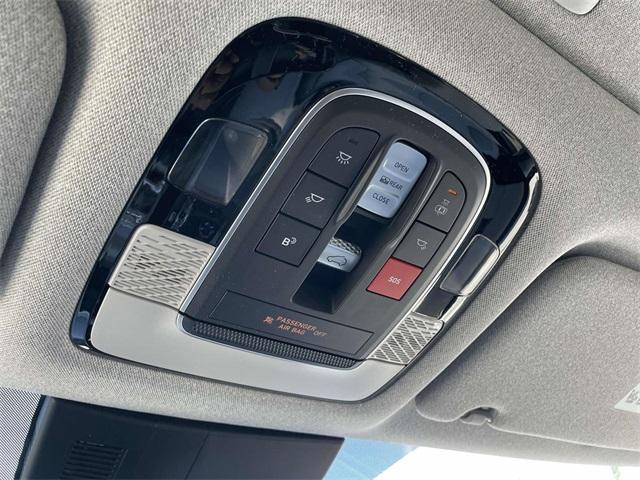 Photo of 2023 Burgundy Hyundai PALISADE