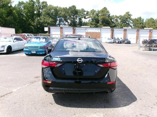 Photo of 2024 Super Black Nissan Sentra