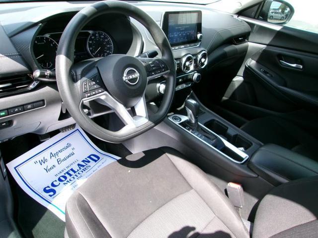 Photo of 2024 Super Black Nissan Sentra
