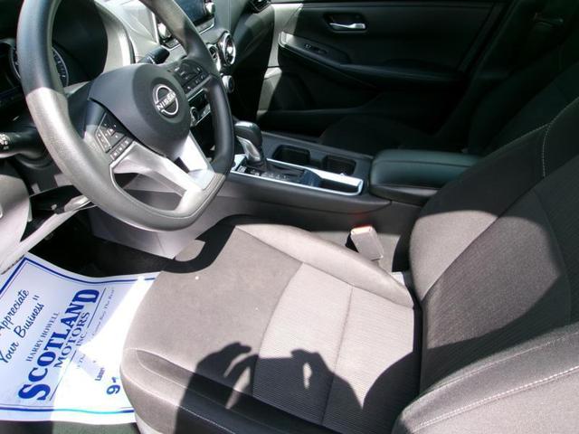 Photo of 2024 Super Black Nissan Sentra