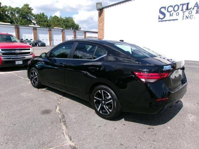 Photo of 2024 Super Black Nissan Sentra