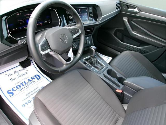 Photo of 2024 Rising Blue Metallic Volkswagen Jetta