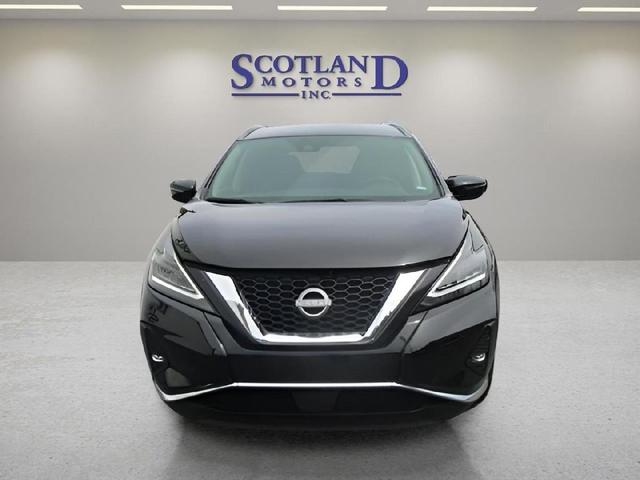 Photo of 2023 Super Black Nissan Murano