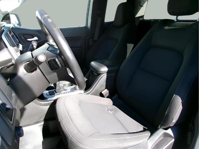 Photo of 2022 Summit White Chevrolet Colorado