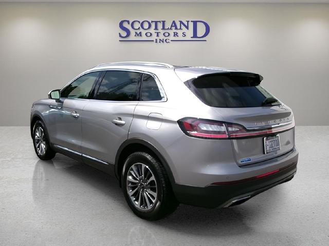 Photo of 2021 Silver Radiance Lincoln Nautilus