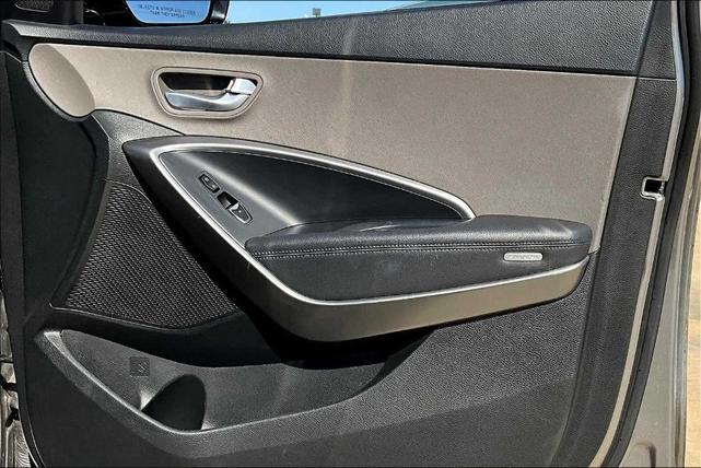 Photo of 2018 Mineral Gray Hyundai Santa Fe Sport