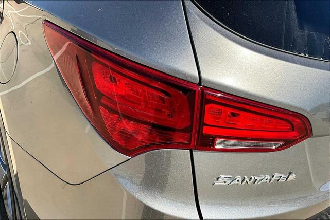 Photo of 2018 Mineral Gray Hyundai Santa Fe Sport