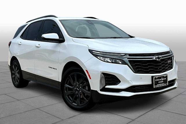 Photo of 2022 Iridescent Pearl Tricoat Chevrolet Equinox