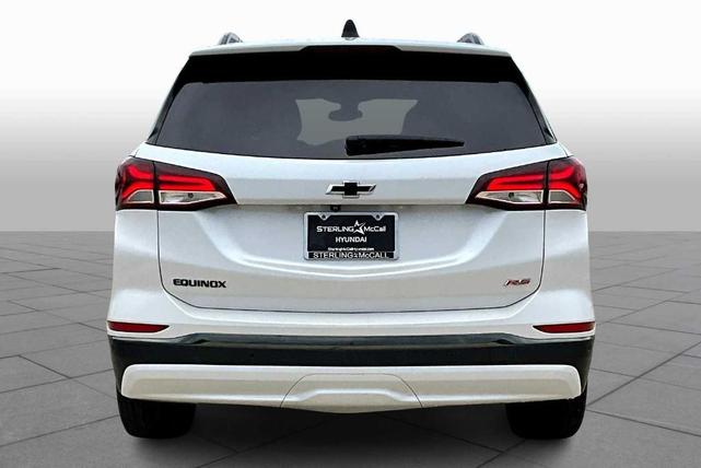 Photo of 2022 Iridescent Pearl Tricoat Chevrolet Equinox