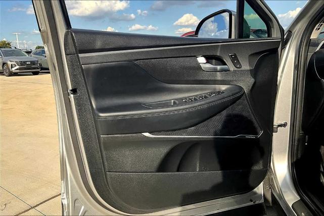 Photo of 2022 Shimmering Silver Hyundai SANTA FE