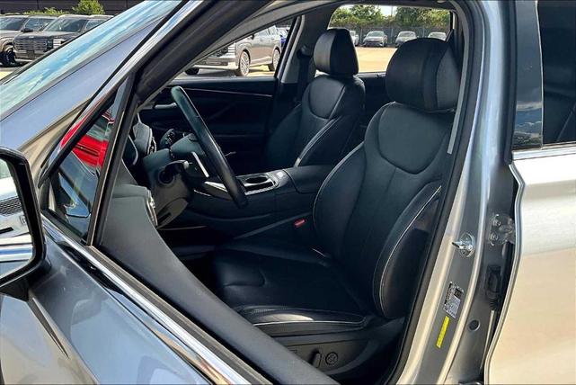 Photo of 2022 Shimmering Silver Hyundai SANTA FE