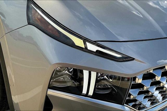 Photo of 2022 Shimmering Silver Hyundai SANTA FE