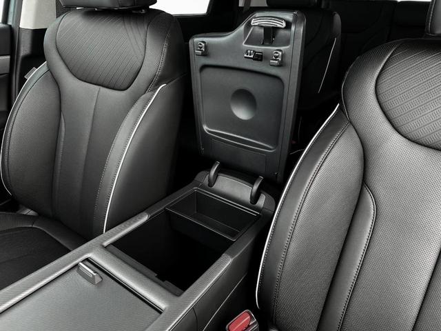 Photo of 2025 Silver Hyundai PALISADE
