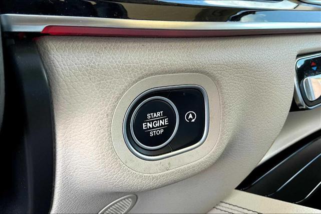 Photo of 2020 Gray Metallic Mercedes-Benz GLE 350