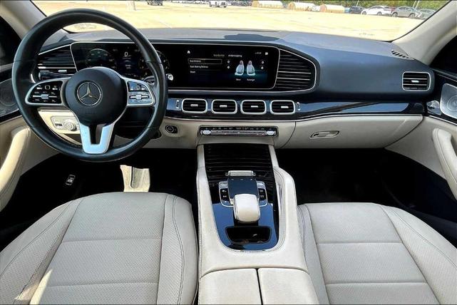 Photo of 2020 Gray Metallic Mercedes-Benz GLE 350