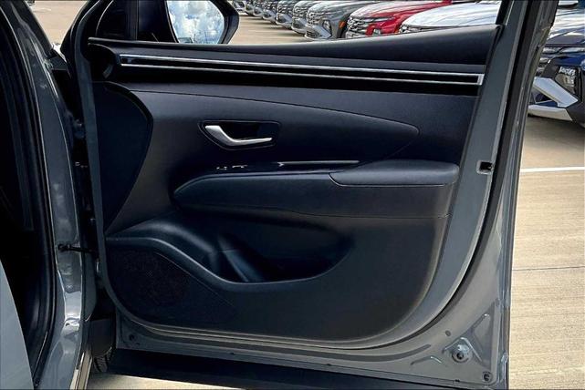 Photo of 2024 Hampton Gray Hyundai SANTA CRUZ