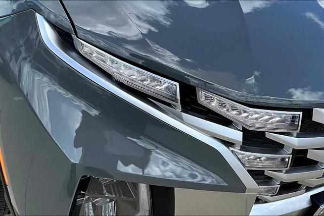 Photo of 2024 Hampton Gray Hyundai SANTA CRUZ