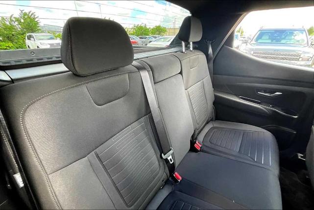 Photo of 2024 Hampton Gray Hyundai SANTA CRUZ