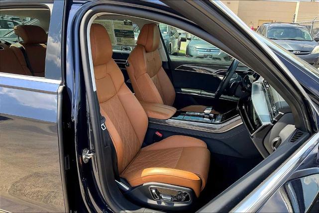 Photo of 2022 Firmament Blue Metallic Audi S8