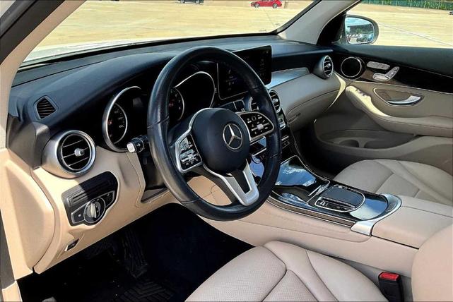 Photo of 2020 Polar White Mercedes-Benz GLC 300