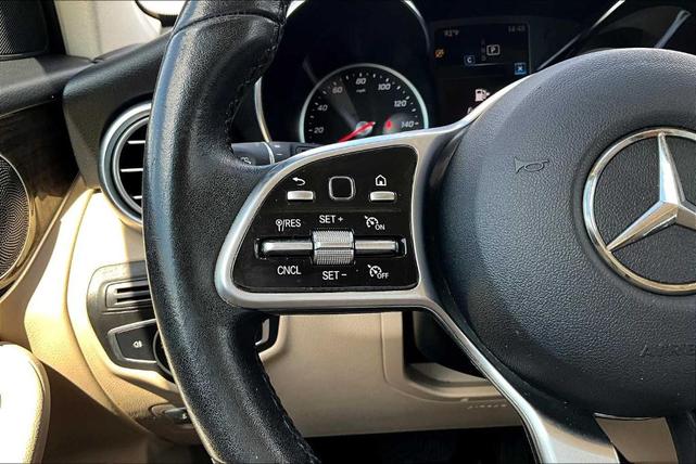 Photo of 2020 Polar White Mercedes-Benz GLC 300
