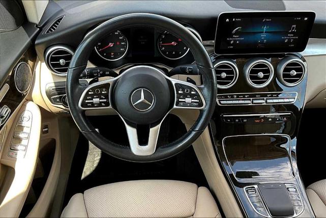 Photo of 2020 Polar White Mercedes-Benz GLC 300