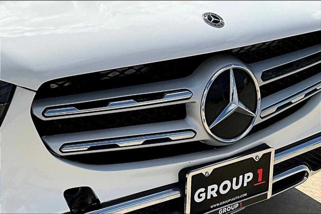 Photo of 2020 Polar White Mercedes-Benz GLC 300