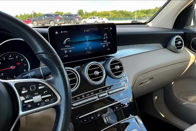 Photo of 2020 Polar White Mercedes-Benz GLC 300