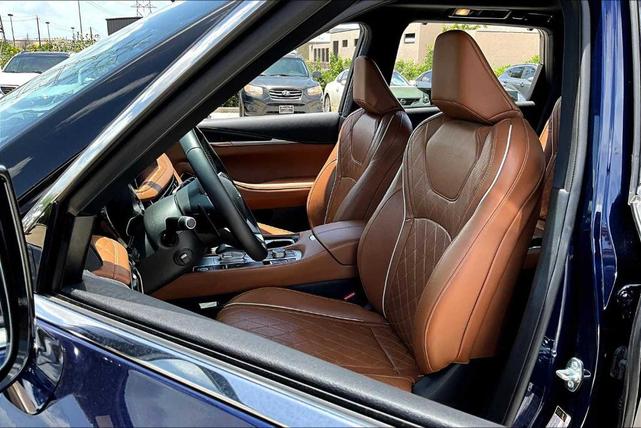 Photo of 2022 Grand Blue INFINITI QX60