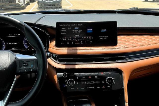 Photo of 2022 Grand Blue INFINITI QX60