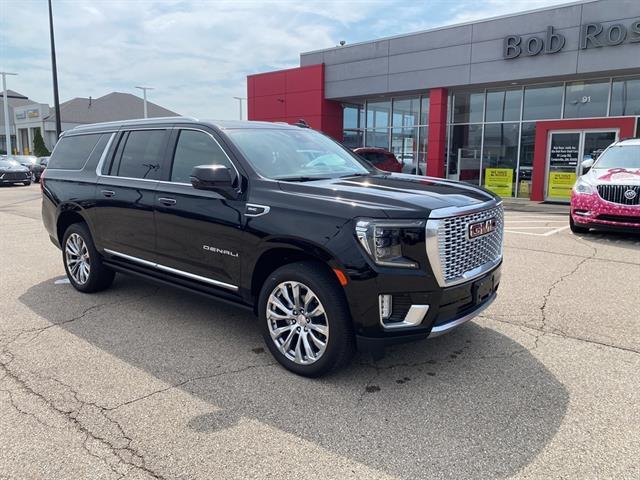 Photo of 2024 Onyx Black GMC Yukon XL