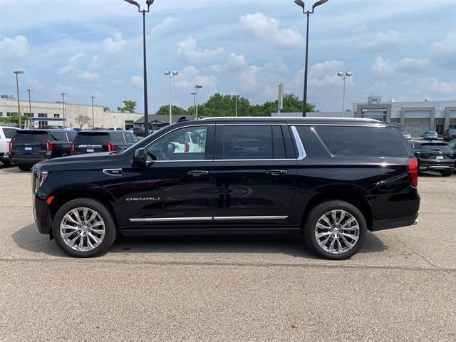 Photo of 2024 Onyx Black GMC Yukon XL