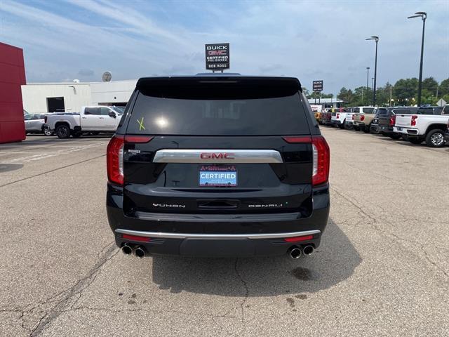 Photo of 2024 Onyx Black GMC Yukon XL