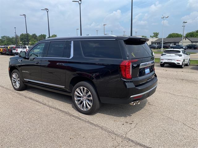 Photo of 2024 Onyx Black GMC Yukon XL